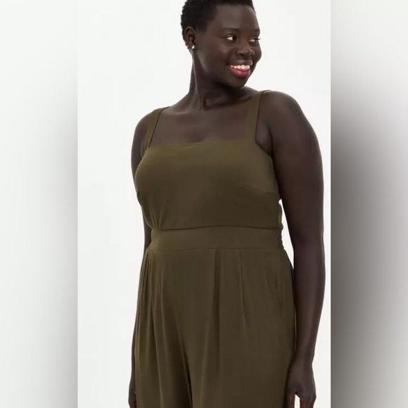 TORRID GREEN JUMPSUIT - Picture 4 of 6